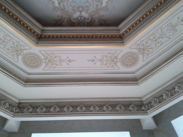 gilded cornice