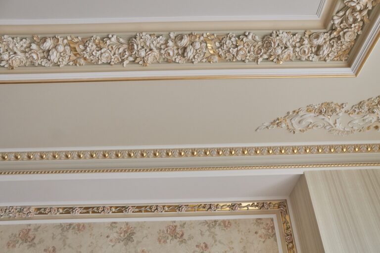 gilded cornice